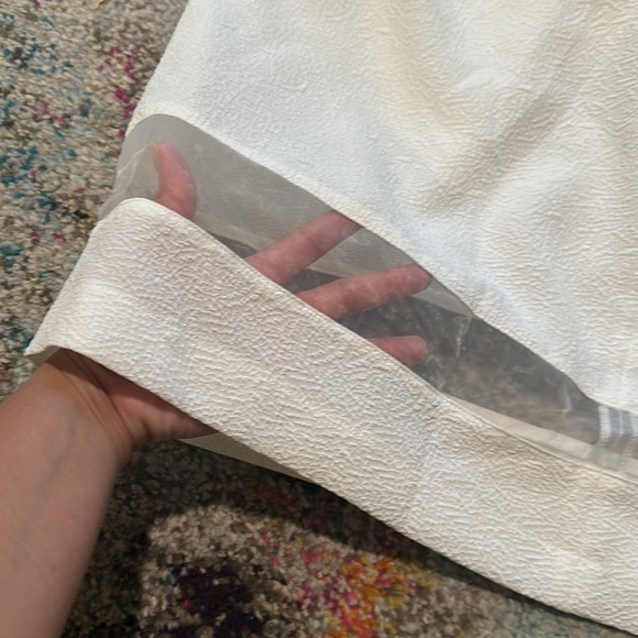 Lucy Paris White Skirt with pleat detail & sheer band at the knee Small - Picture 5 of 7